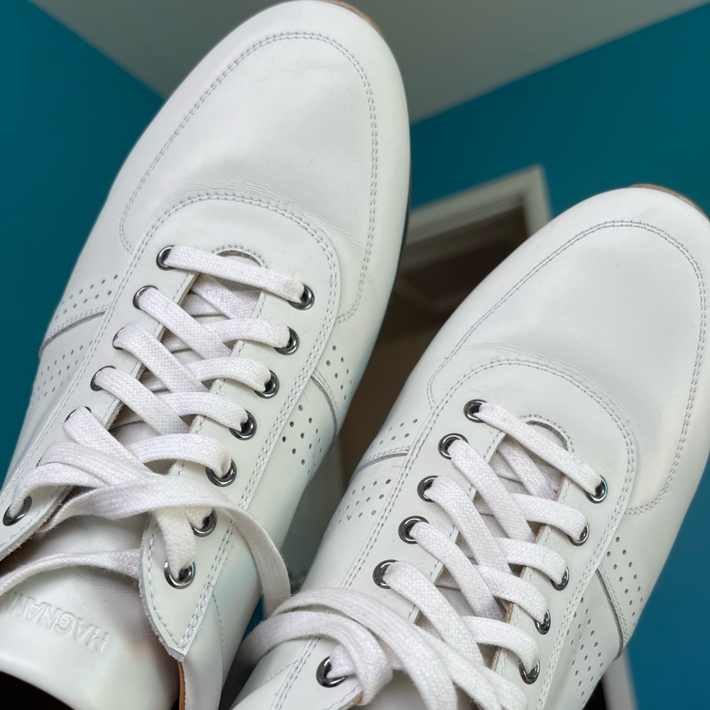 Magnanni Leather Sneakers - Picture 3 of 9